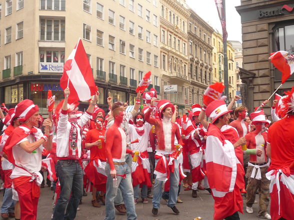 wiener fanzone...einfoch geil...^^ - 