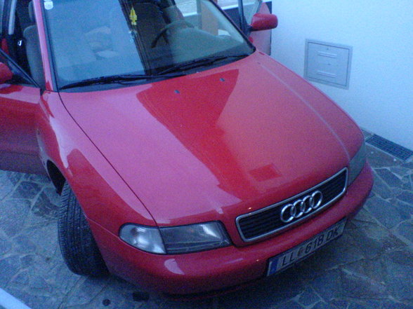 AUDI A4 - 