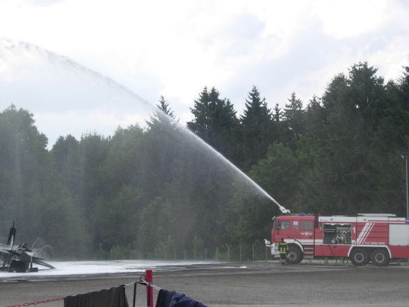 Flughafenfeuerwehr - 