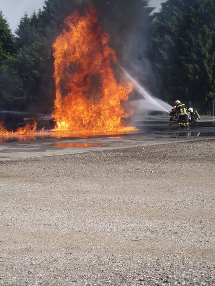 Flughafenfeuerwehr - 