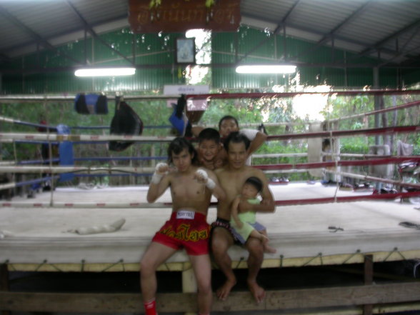 mein erstes mal im muay thai camp  (oste - 