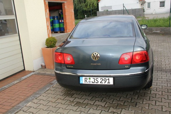 VW PHAETON - 