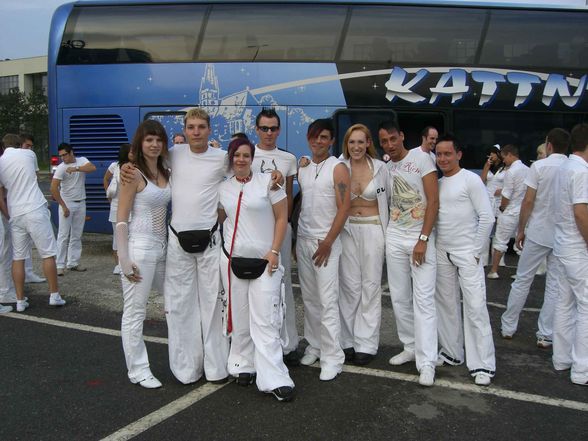 sensation wihte 2009 Prag - 