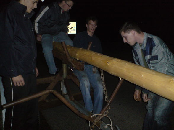 Maibaum stehlen in Gaspoltshofen - 