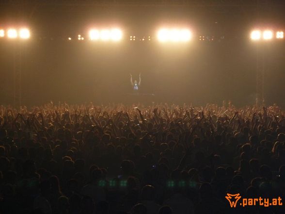 Tiesto Live - Pyramide 2009 - 