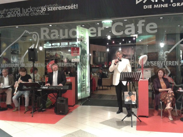 Manfred Gössler, Cafe Mine - 