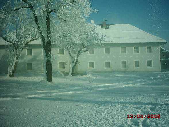 Mei Haus im Winter midn Garten!!! - 