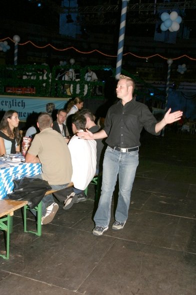 OKTOBERFEST GENIAL - 