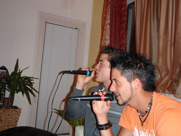 Singstar  - 