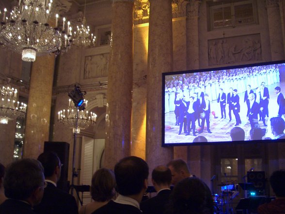 KAFFEESIEDERBALL IN Der Hofburg - 