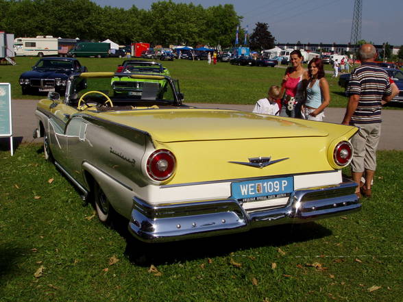 US CAR Days In TRAUN - 