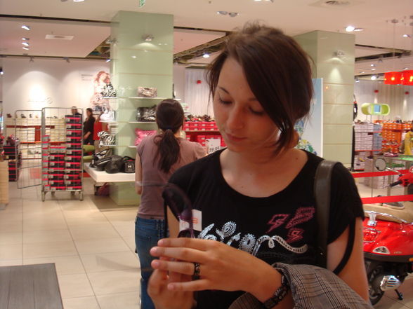 Shopping at Vienna 09 - 