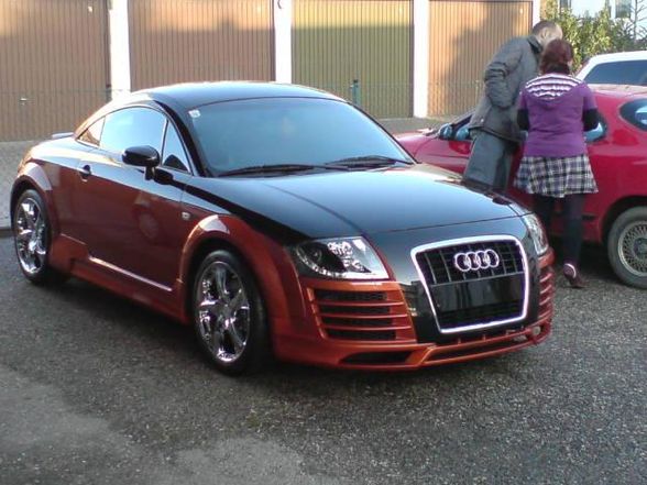 Audi TT 8N - 