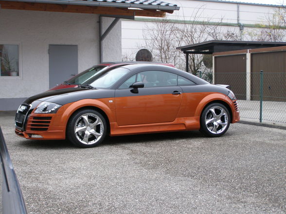 Audi TT 8N - 