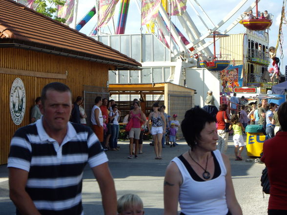 WIESLBURG VOLKStrottelFEST,28,juni null8 - 