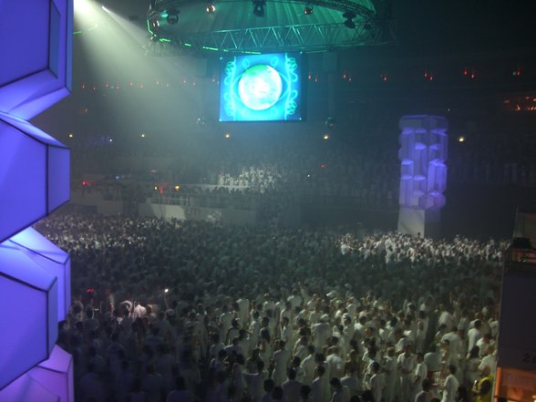 Sensation White!!! - 