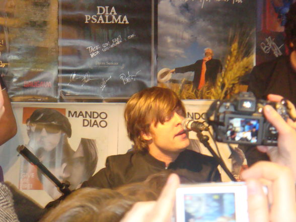 MANDO DIAO Signing Session - 