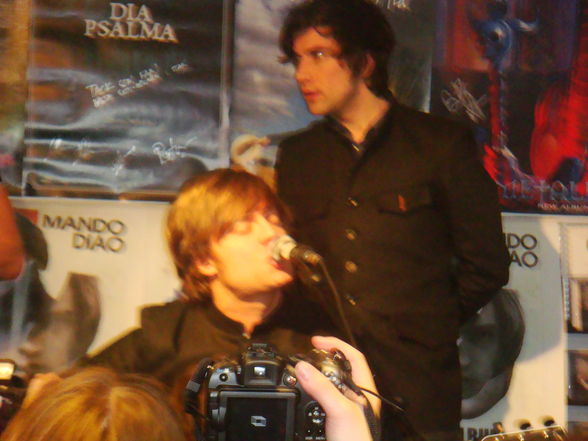 MANDO DIAO Signing Session - 