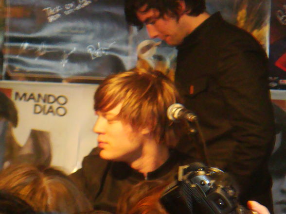 MANDO DIAO Signing Session - 