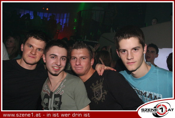 muahahahah *gg* (auch schon alte fotos) - 