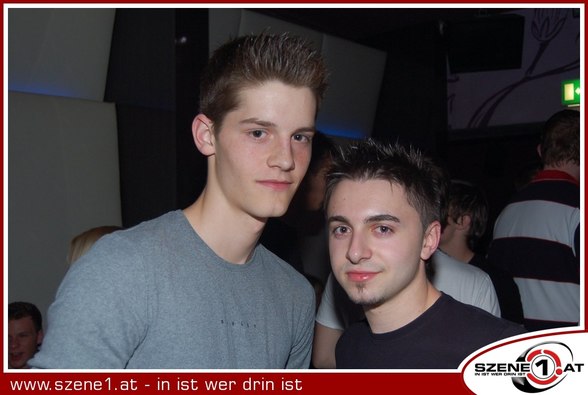 muahahahah *gg* (auch schon alte fotos) - 