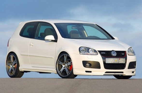 VW Golf GTI - 