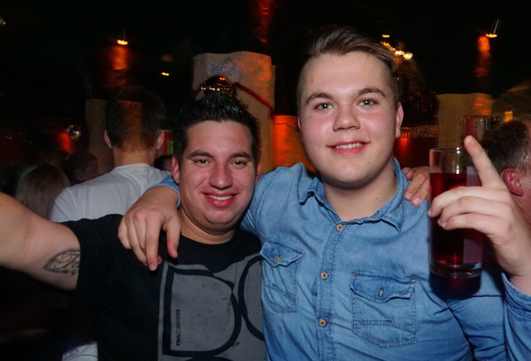 PARTY WEEKEND MIT DEN LIFE BROTHERS - 