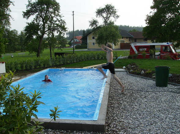 Poolparty nach Wendling - 