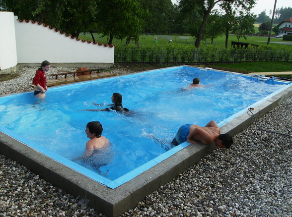 Poolparty nach Wendling - 