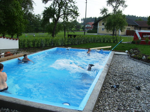 Poolparty nach Wendling - 