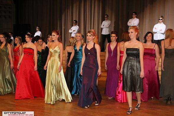 Modeball 09 * Maturaball - 