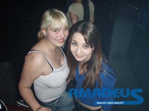 Mit der Sister im Amadeus! PARTY People - 