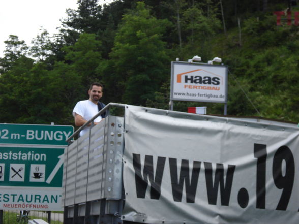 Bungee-Jumping--mei wahnsinnige Nichte! - 