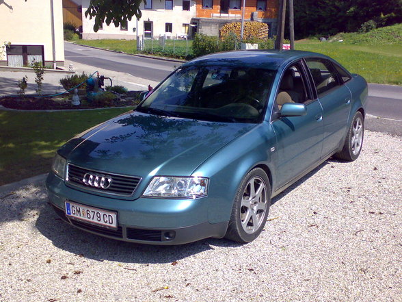 Audi A6 - 