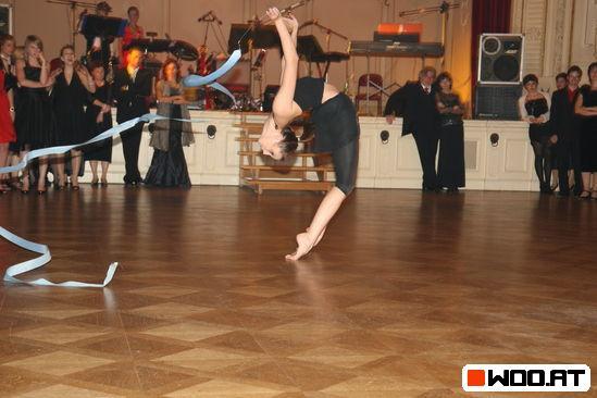 Peuerbach Ball -Biegefrau in action ;) - 