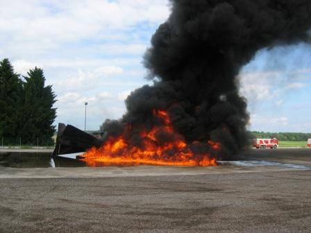 Männer die durchs Feuer gehen - 