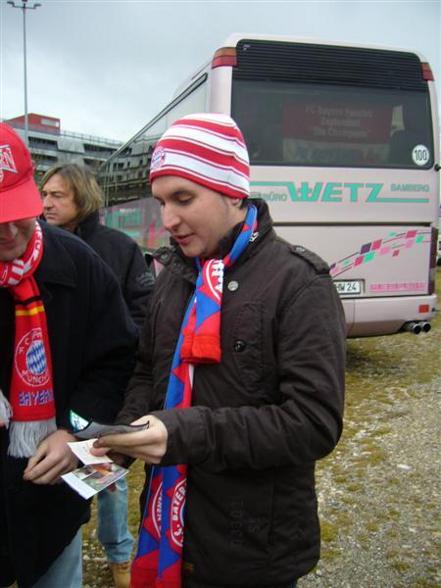 FC BAYERN MÜNCHEN vs. MSV Duisburg - 