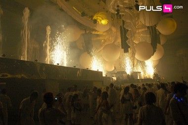 Sensation - Ocean of White Vienna 2009 - 