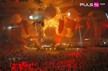 Sensation - Ocean of White Vienna 2009 - 