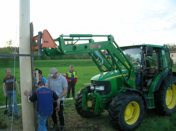 Maibaum aufstellen - 