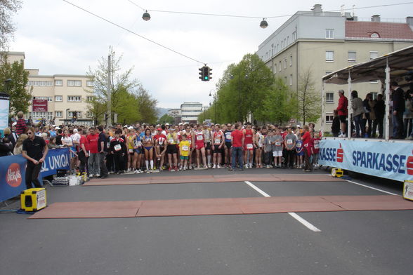 3 BRÜCKENLAUF LINZ - 