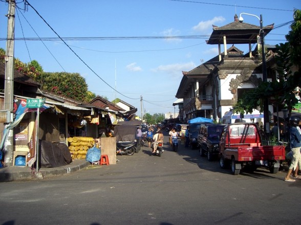 BALI  Insel der tausend Tempel - 