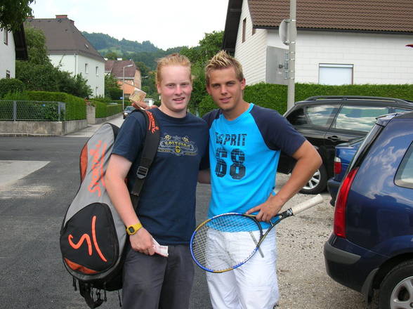 Beim Tennis mitn Simon - 