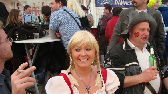 FASCHING 2011 - 