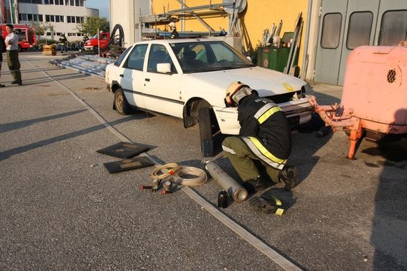 Gott zur Ehr, dem Nächsten zur Wehr - 