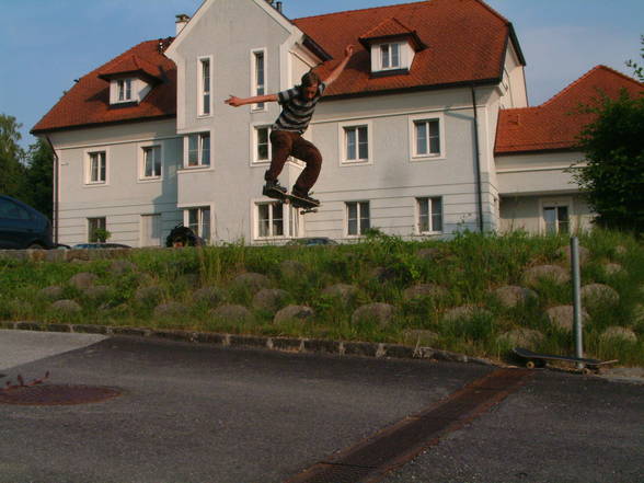 sport? lifestyle? right skateboarding!!! - 