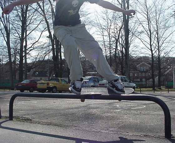 Skate - Pictures - 