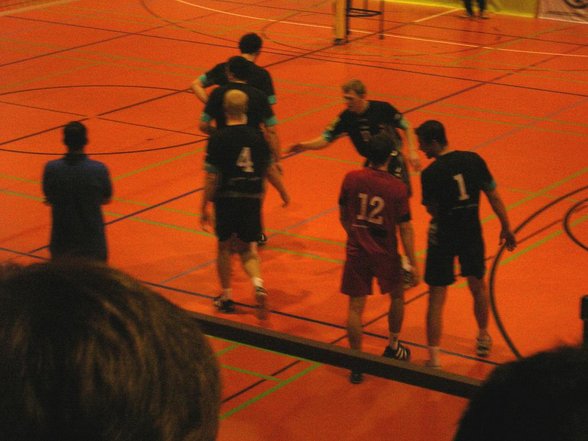 Volleyballspektakl - 