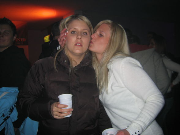 Rave On Snow '06 - 