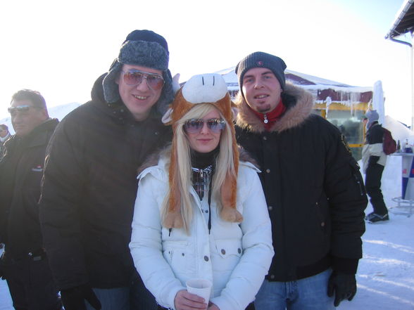 Rave On Snow '07 - 